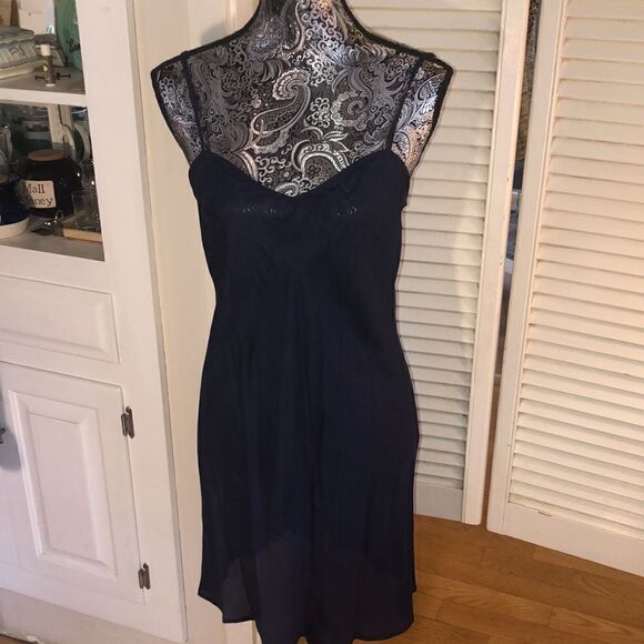 Trina Turk Navy Fringe Dress 👗 and Adjustable Slip. Perfectly designed set. 8 - Picture 9 of 14